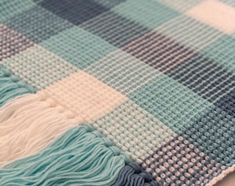 Easy Gingham Crochet Blanket Pattern