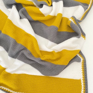 Dots and Dashes Crochet Blanket Pattern