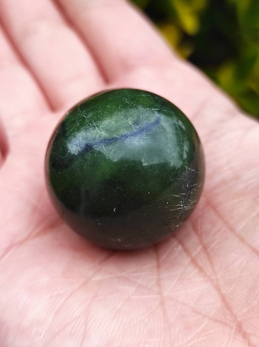Petite Sphère Jade Canadien