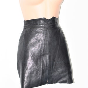 Vintage Black Real Leather Straight Pencil Short Length Skirt Size UK6 W27 image 2