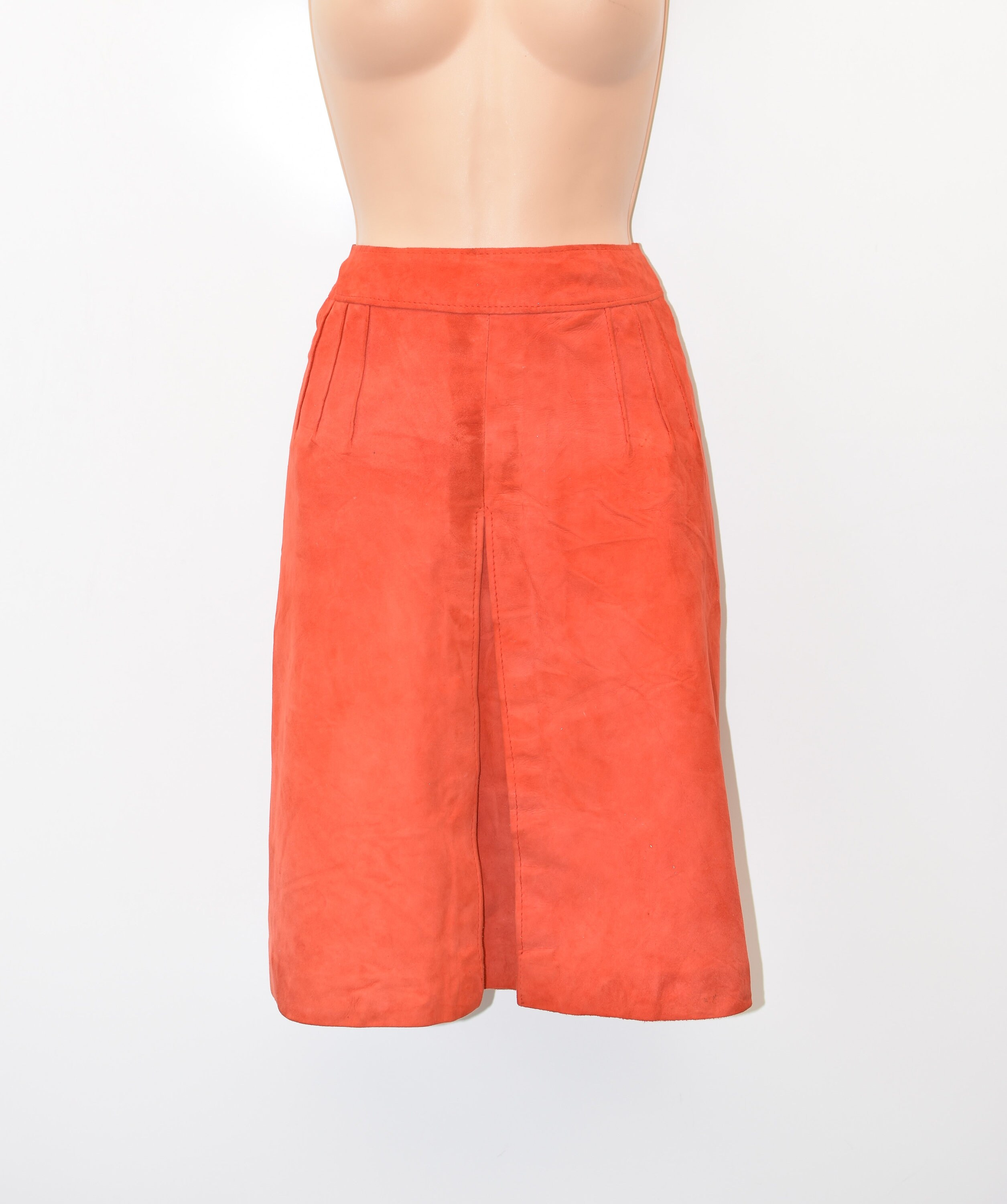 Image of Vintage Red Real Leather Reged Or Pleated Straight Knee Length Skirt Size Uk W" L"