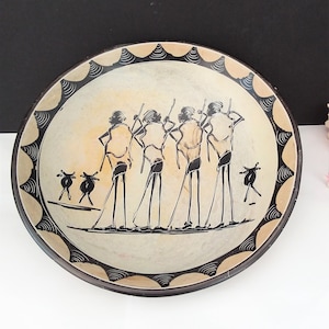 Afrikanische Seifensteinschale, große handbemalte Tribal Kunst, Steinschale, gemessen 10&quot; quer. Schwerer Speckstein für Wohnkultur.