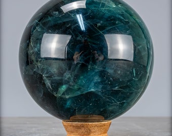 Natural Green Fluorite Crystal Ball, China - 2632.91g - 123mm