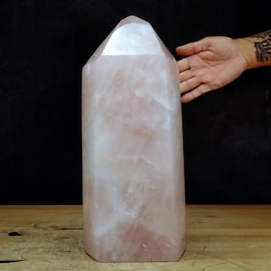 Very Large Rose Quartz Obelisk from Brazil - 9211.19g - 333 x 150 x 110 mm