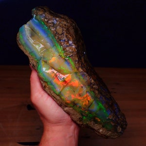 Museum Piece Large Crystal Opal - 13279.7 ct - 2655.94g - 260x105x95mm