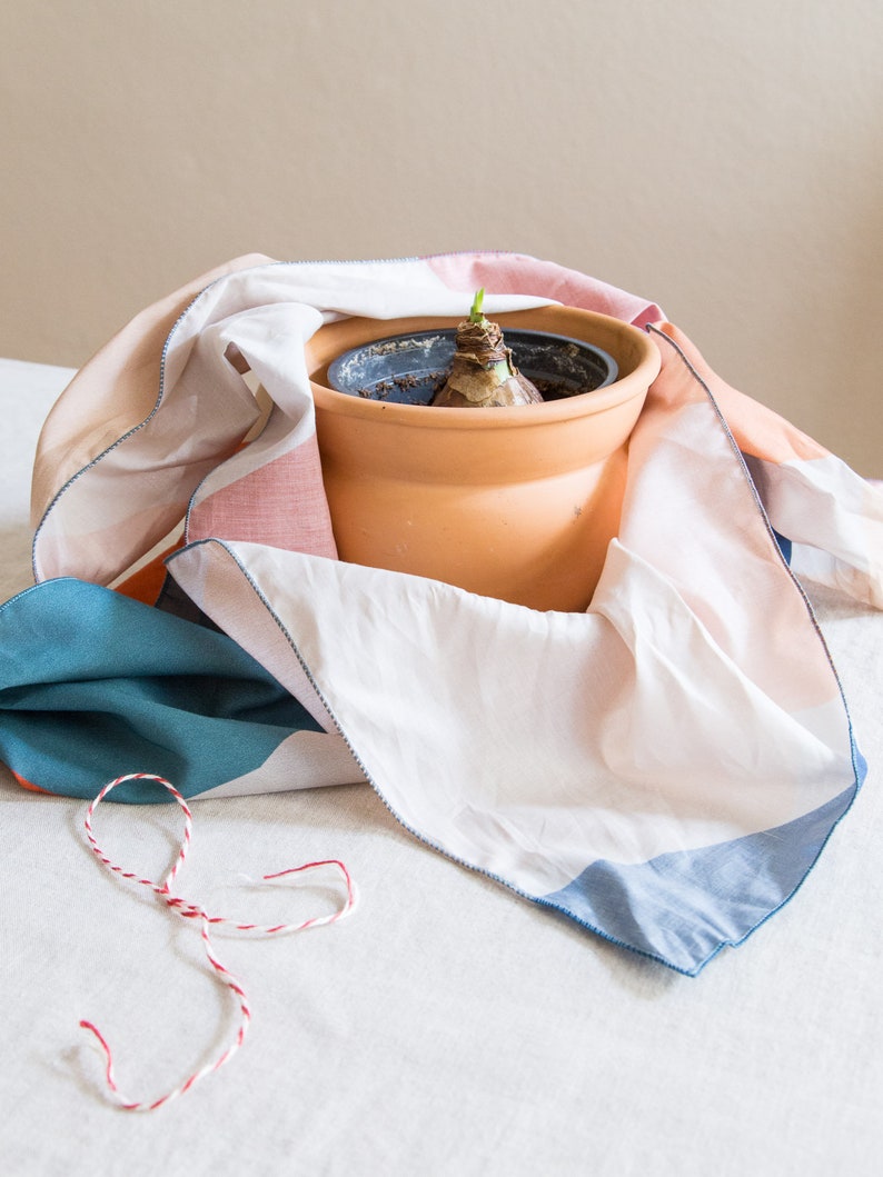 Furoshiki Set beige blau rot, japanisches Geschenktuch aus Baumwolle, nachhaltige Geschenkverpackung aus Stoff, Weihnachtsgeschenk verpacken immagine 5