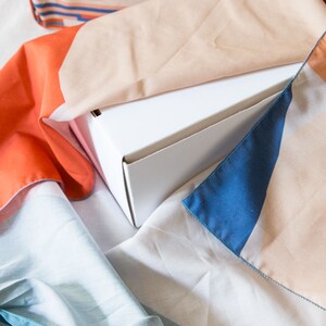 COTONOHA Kyoto Furoshiki Set – Japanisches Geschenktuch Im Kimono-Stil, 2 Größen, Violett