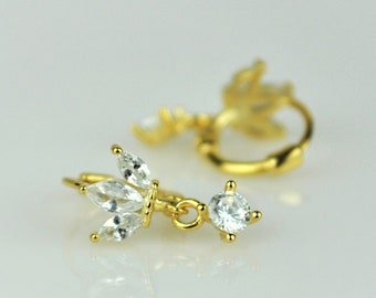 Dainyt sterling silver flower huggie hoop earrings