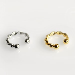Sterling silver ear cuff no piercing, Dainty small gold ear cuff, Fake piercing cartilage hoop, Minimalist twisted ear wrap
