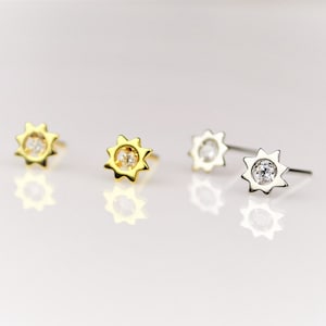 Small Sterling Silver Star Stud Earrings • Dainty Gold Celestial Earrings Stud