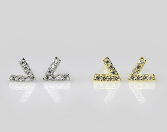 Dainty sterling silver earrings studs, Minimalist gold stud earrings, Small triangle post earrings, Tiny  chevron cartilage earring
