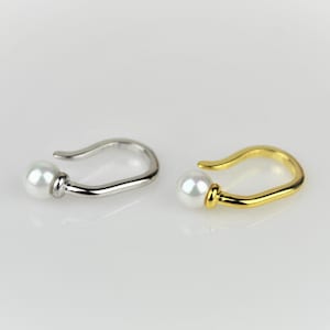 Pearl Conch Ear Cuff No Piercing • Sterling Silver Non Piercing Cuff Earring • Single Gold Fake Piercing Ear Wrap