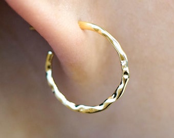 Gold huggie hoop earrings. Small gold open hoop earrings. Minimalist sterling silver hoop earrings. Hammered geometric circle earrings