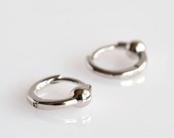 Tiny sterling silver cartilage hoop, Gold huggie hoop earrings, Huggie hoop earring set, Mini cartilage earring