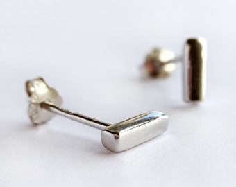 Tiny geometric sterling silver bar studs. Minimalist kid earrings. Unisex everyday earrings. Small stick studs. Xmas jewelry gift for friend