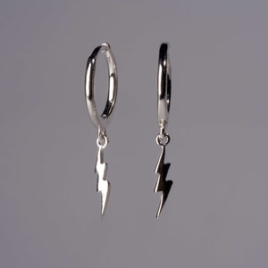 Small lightning huggie hoop earrings. Sterling silver mini hoop earring. Minimalist gold hoop earrings. Dainty lightning bolt dangle earring