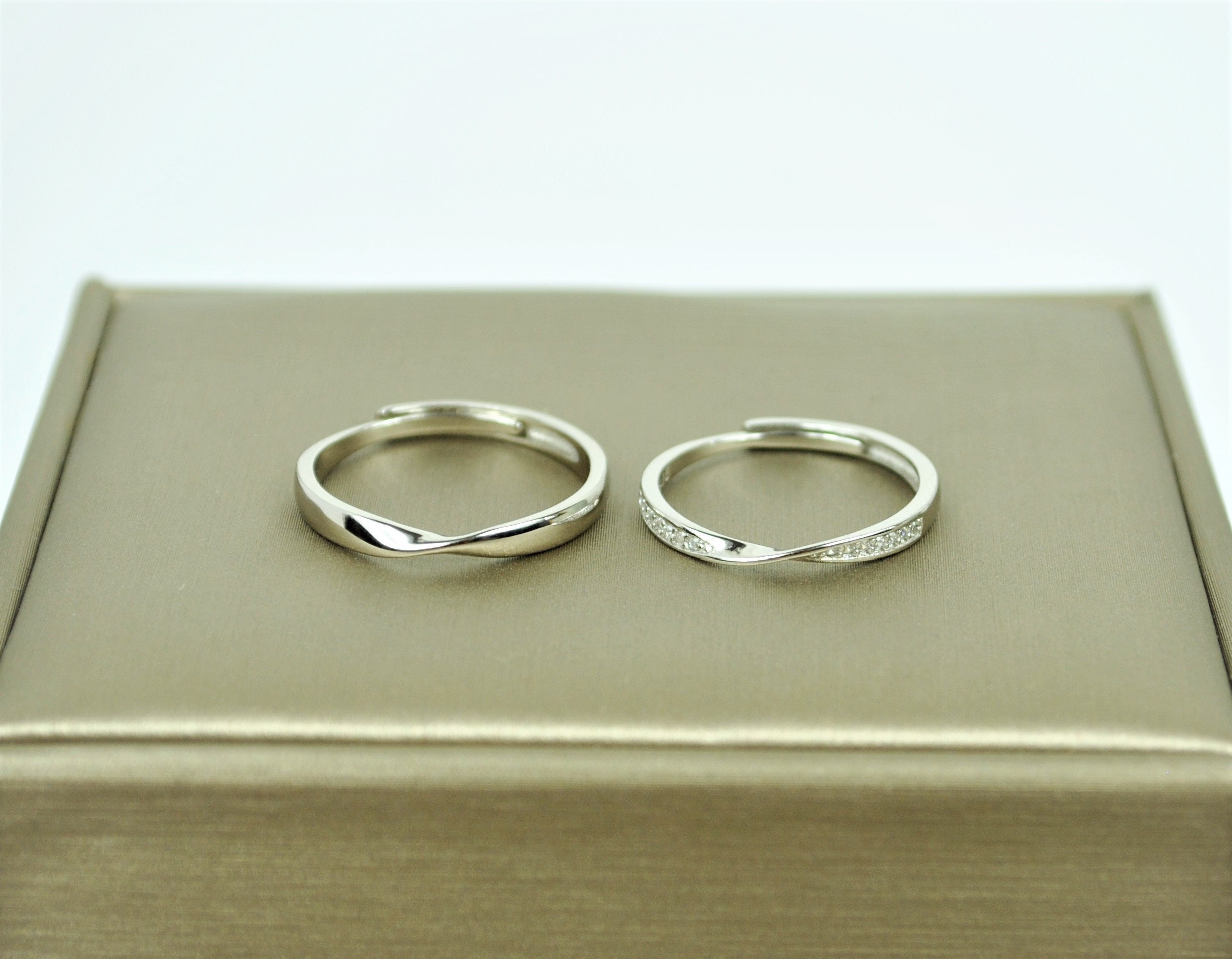 Sterling Silver Mobius Couple Ring • Minimalist Twist Promise Ring