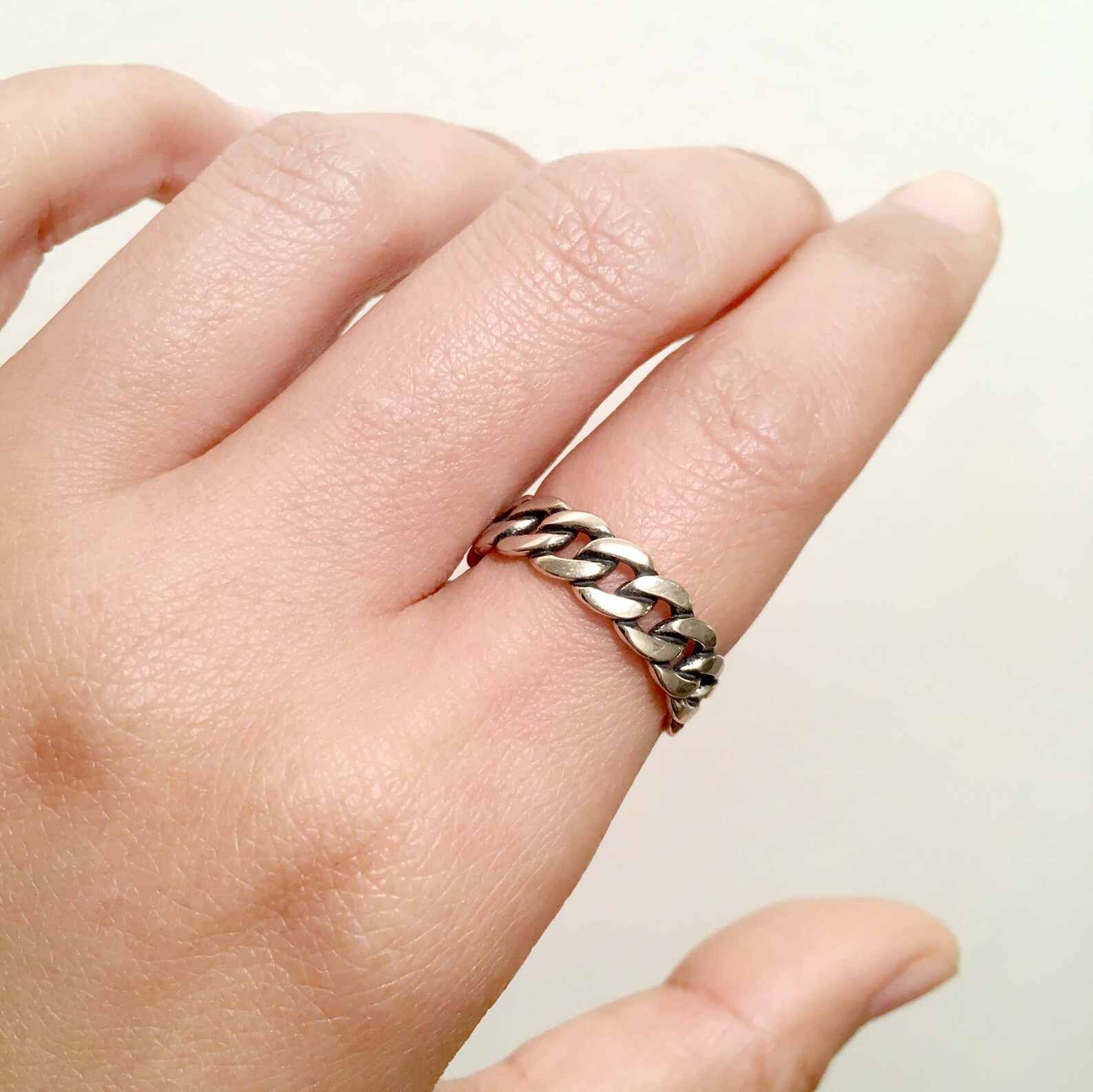 Twist wide band goth ring. Simple sterling silver chain ring | Etsy