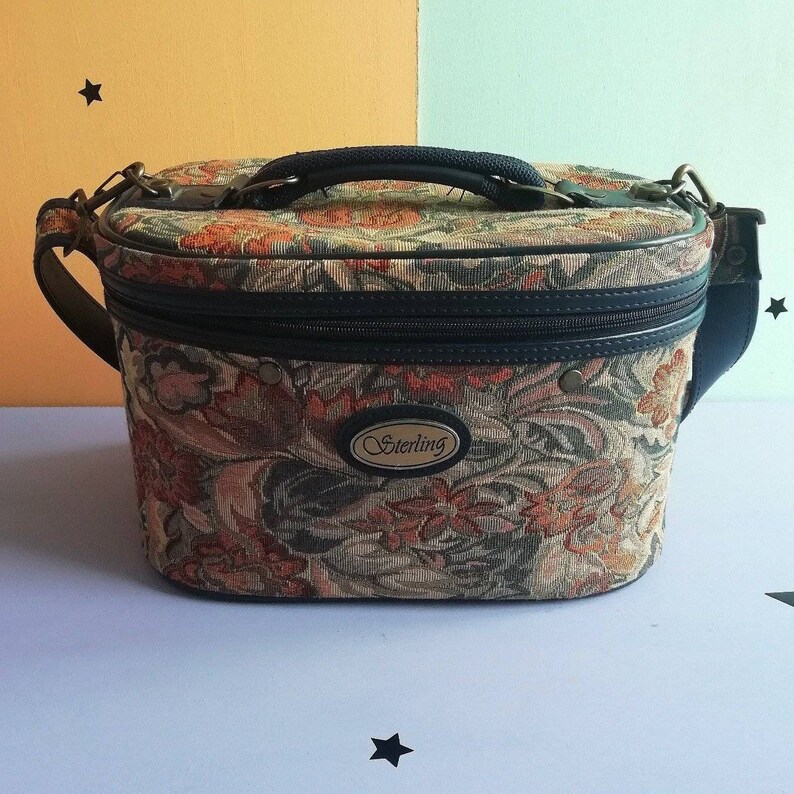 VINTAGE 1980s Floral Boho Tapestry Vanity Case Travel Luggage Bag