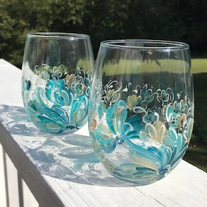 Handbemaltes stammloses Weinglas, norwegisches Rosemaling, 21 Unzen Weinglas, Wein, Saft, Gold, Blau, Geschenk, 2er-Set
