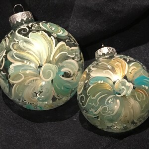 Stor handmålad Rosemaling julgranskulor - Klar, blågrön, guld och vita blommor