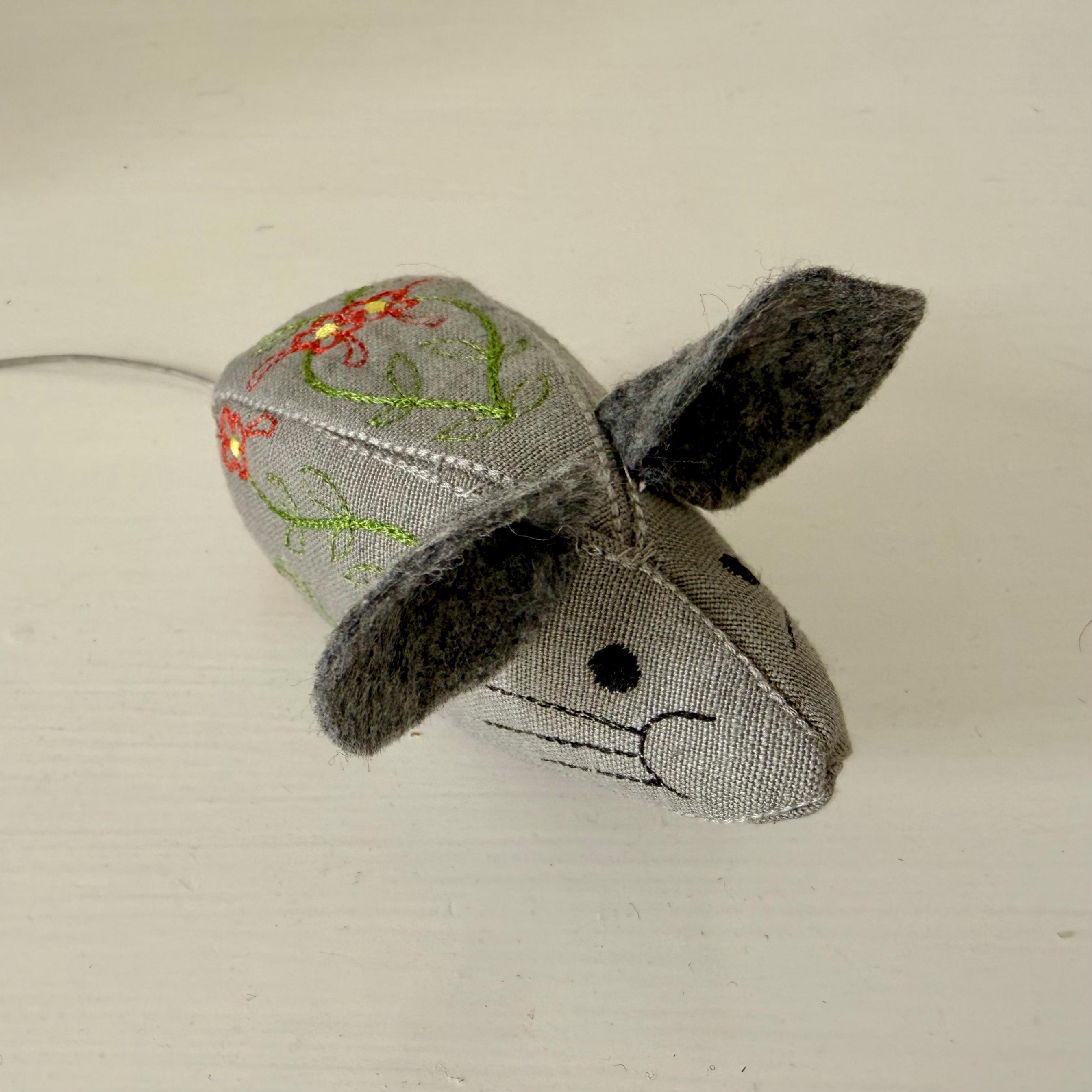 Embroidered Mouse Pincushion - 10cm X 5cm - Handmade in the UK - Etsy