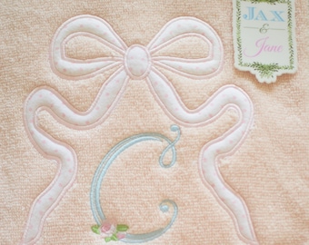 Bow Applique Design for Embroidery Machine (Digital Download)