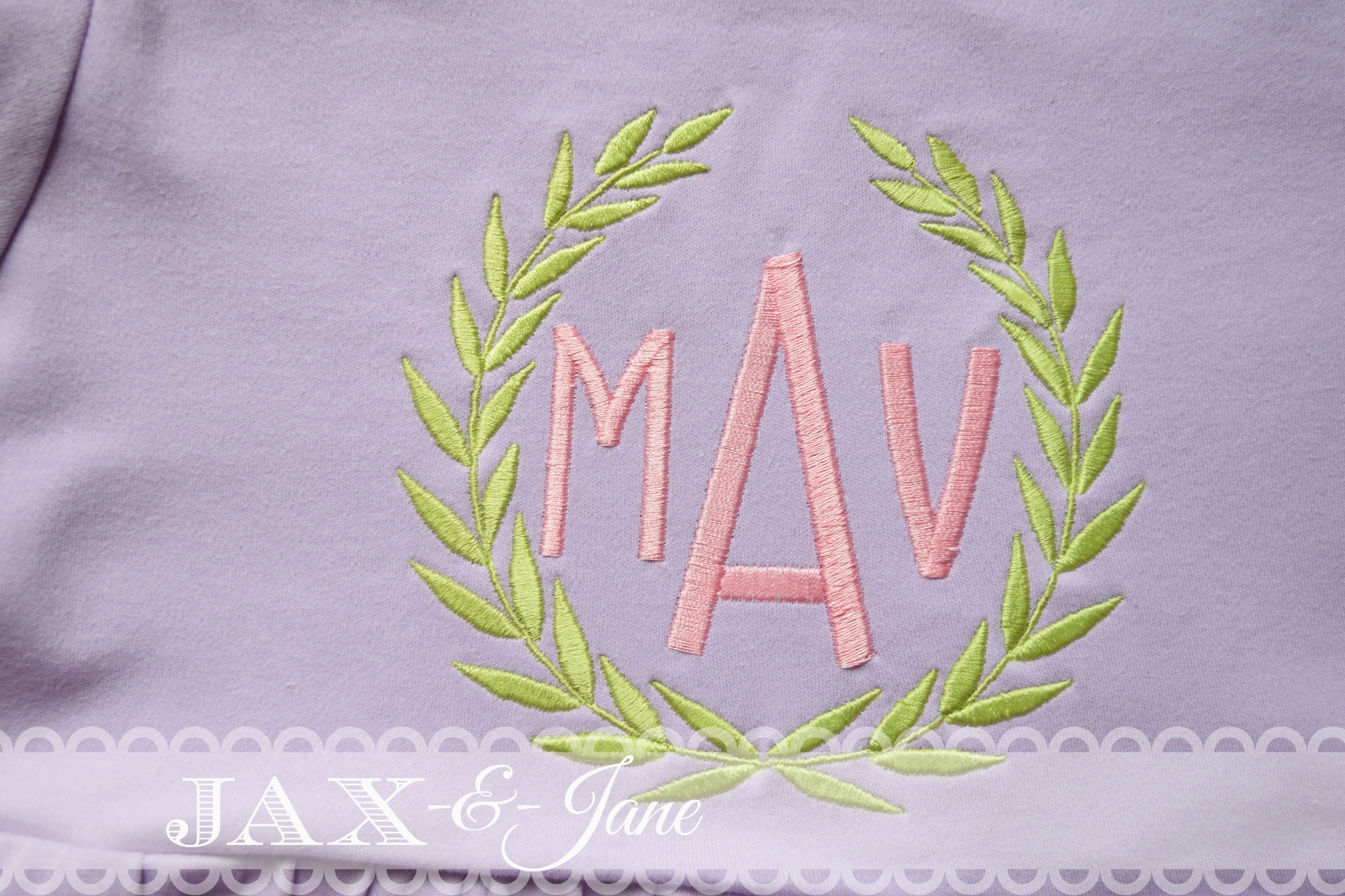 VMABBY T-Shirt - Laurel Wreath main image 0