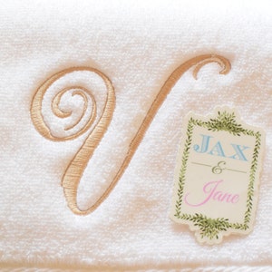 V Scroll Embroidery Design, V Embroidery Design, V Font, Fancy V Font Design, Embroidery Font V, V Monogram Font, V Machine Monogram Font