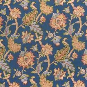 P Kaufmann DAHANA bloemen TWILIGHT BLUE woondecoratie linnen draperie bekleding kussen restant naaistof - stuk van 1,875 meter