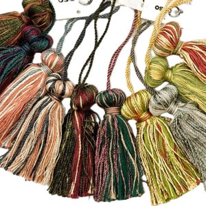 Decorative Bell Tassel Conso Trim 22038 Home Decor Embellishment Drapery Valance Pillow Furniture Lamp - Sold by the Piece