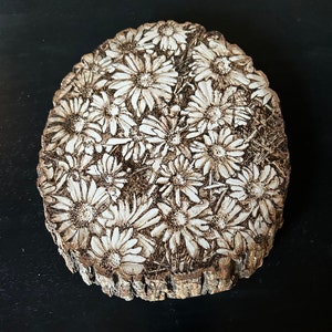 Original Pyrography/Woodburning Art - Daisies