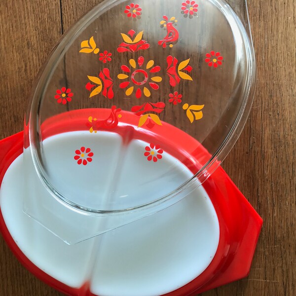 Pyrex Friendship Divided Casserole Dish Withe Clear Lid / Vintage Pyrex, Friendship Pyrex, Pyrex Casserole,