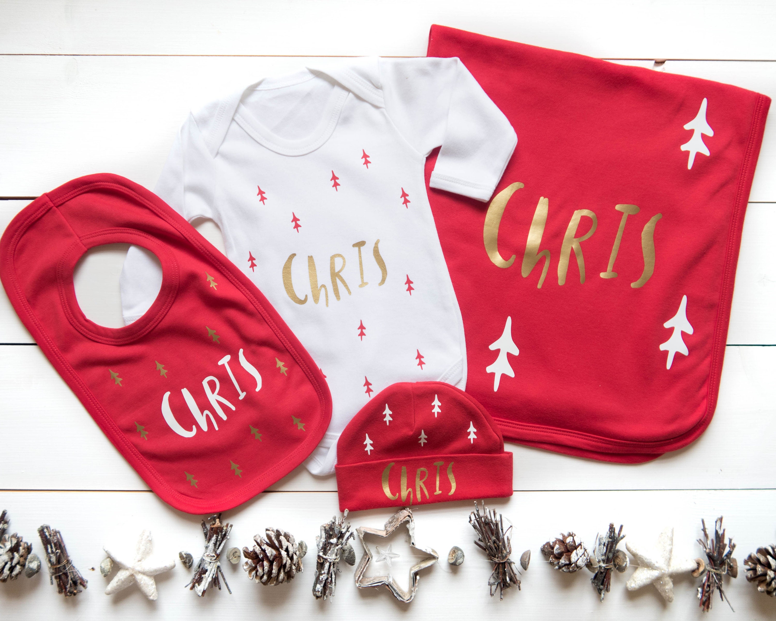 Christmas Bib Great Baby Gift Personalised Red /& White Baby Bib