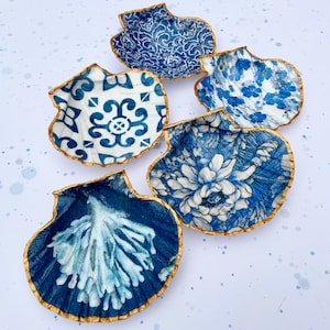 Various Designs Decoupage Large Scallop Shells: Florals and Patterns Trinket/Jewellery dishes