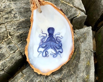 Handcrafted Seahorse/Turtle/Octopus Oyster Shell sealed with gloss varnish