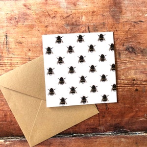 Set van 4 'Save The Bees'-bijkaarten met enveloppen. Blank Inside 10% winst gedoneerd om de bijen te redden