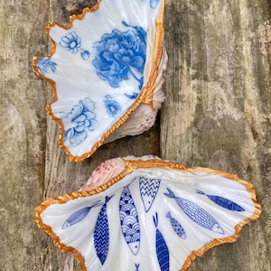 Bear Claw Clam Shells, various designs, hand decorated ornaments or trinket dishes