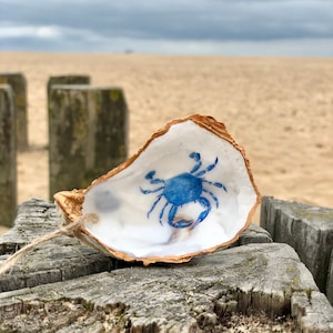 Handcrafted Various Designs Printed and varnished Oyster Shells
