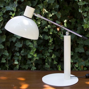 Large Vintage white Desk Lamp, Balance lamp, Vintage Modern Table lamp, perspex, chrome, mushroom, Space Age