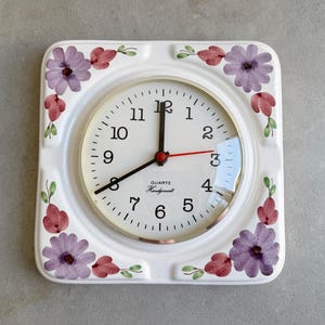 Vintage ceramic kitchen clock / wall clock with flowers