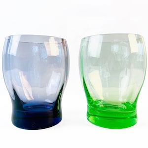 2 Vintage Anna Green & Purple water glasses, Drinking glasses with an optical