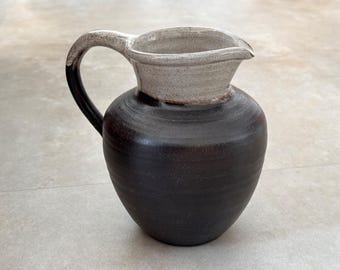 手描きの陶器アートピッチャー - 抽象的な幾何学模様の花瓶 - ユニーク