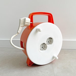 Vintage 1970s electrical extension cord / cable coil