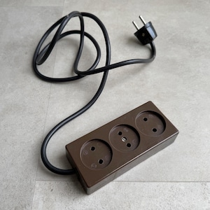 1970 年代のヴィンテージ電気延長コード、電源タップ延長ケーブル
