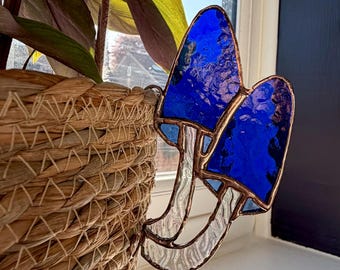 Stained Glass Toadstool Pot Hanger – Handmade Plant Pot Decoration – Glass Mushroom Ornament
