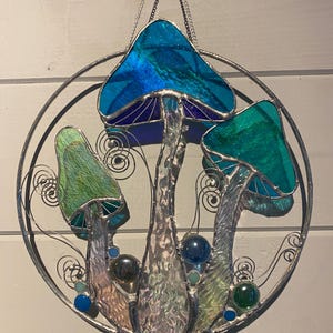 Large Glass Toadstool Ring - Suncatcher
