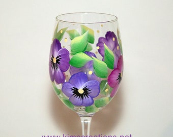 Set of 2, Hand Painted Wine Glasses, Pansey Flower Design, Free Personalization! Large 20 oz glasses.