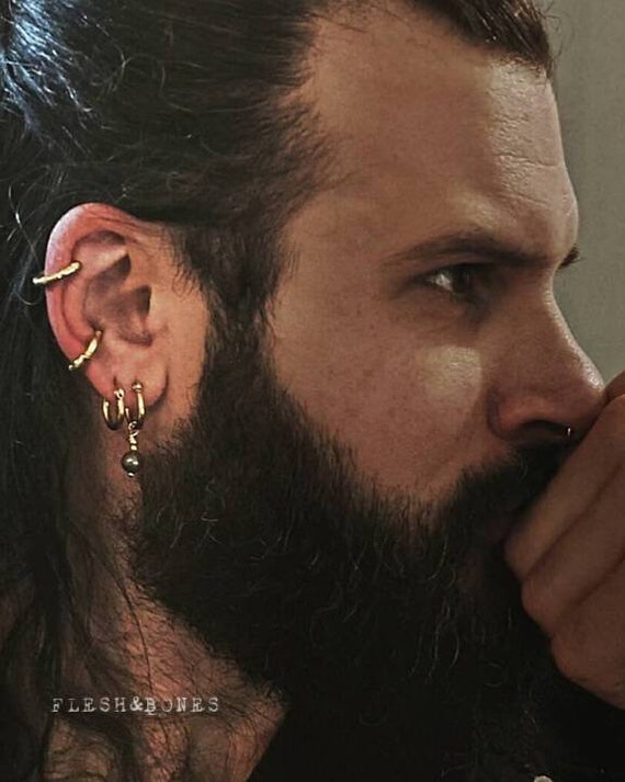 Boucle d'oreille mono en pierre de pyrite, couleur argentée ou dorée au choix