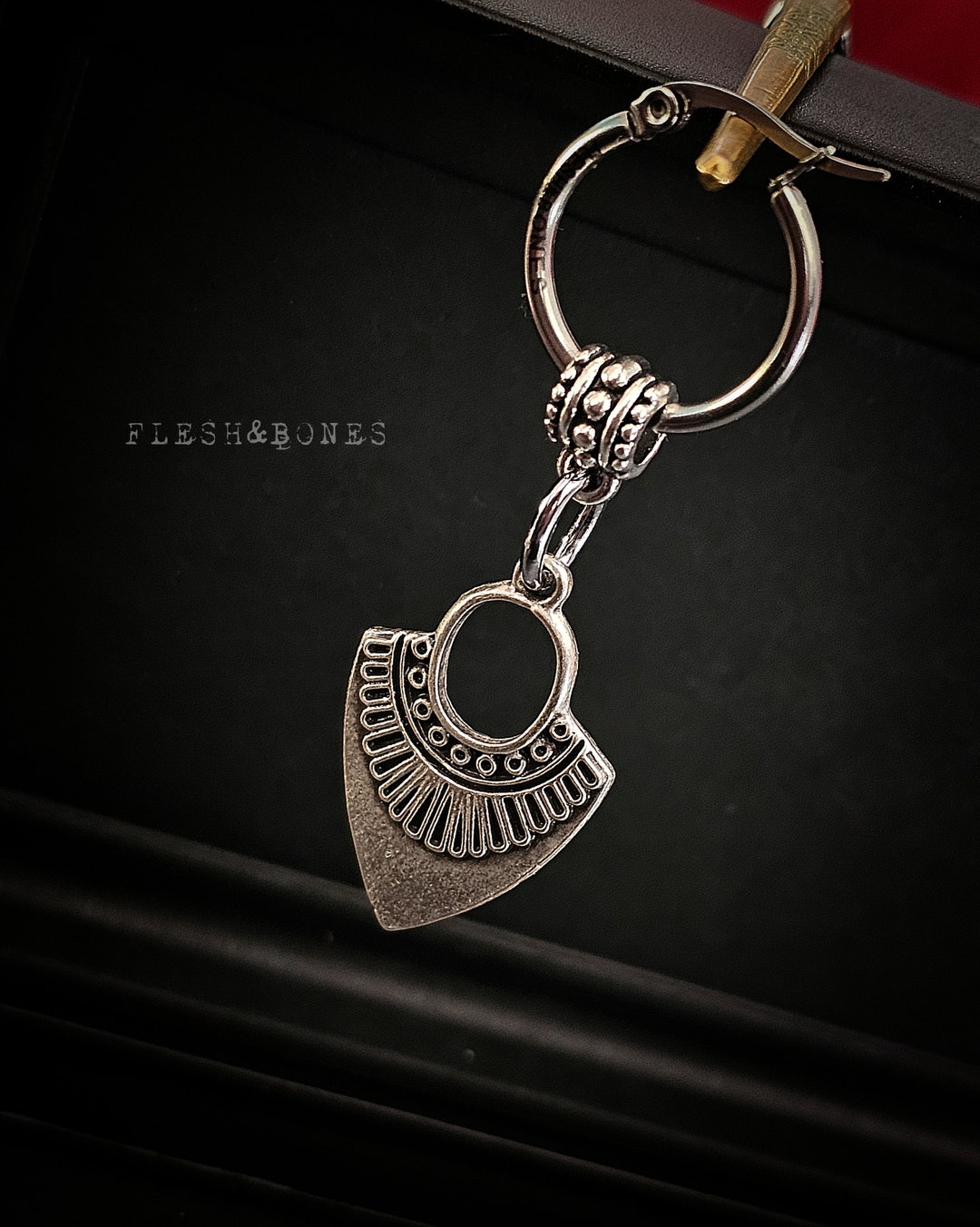 Dangle earring